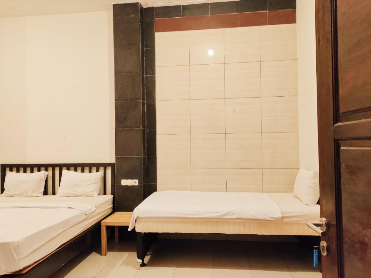 Hotel Syariah Tremigo Guesthouse Cirebon Luaran gambar