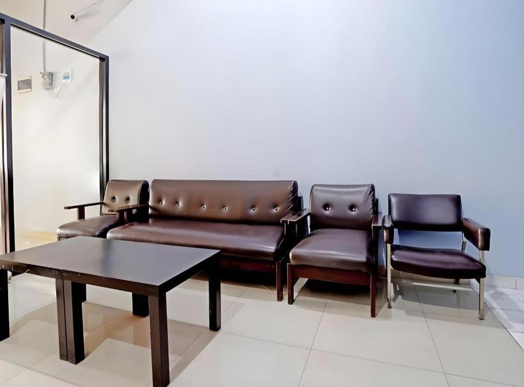 Hotel Syariah Tremigo Guesthouse Cirebon Luaran gambar