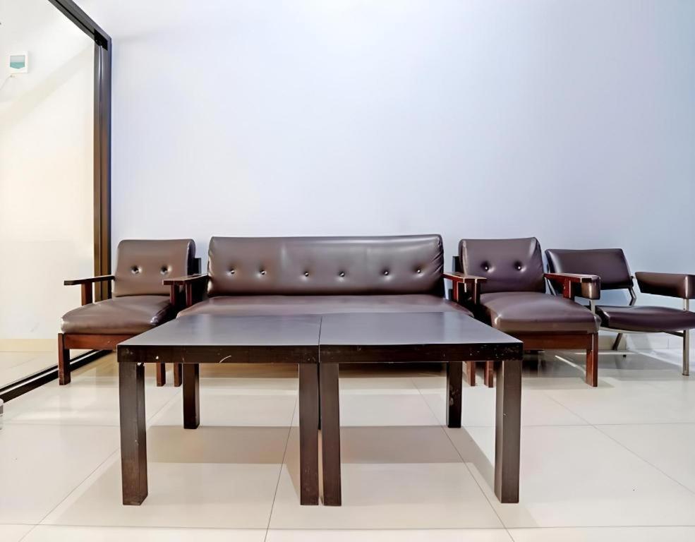 Hotel Syariah Tremigo Guesthouse Cirebon Luaran gambar